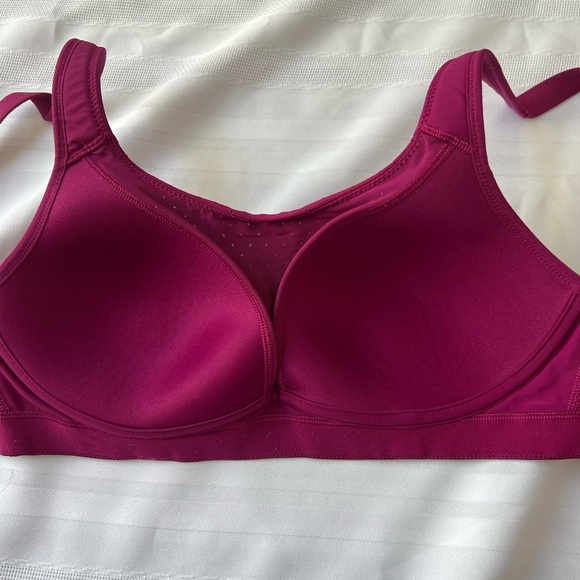 Lululemon | Run Times High Support Bra | Size 34C - Picture 6 of 12